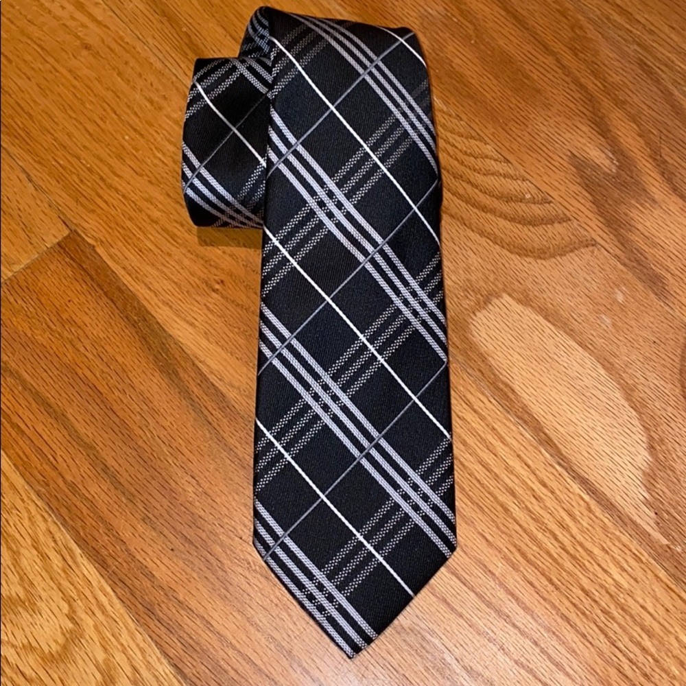 Black plaid tie
